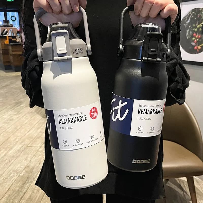 Große Kapazität Thermo flasche tragbare Thermo becher Thermoskanne Wasser flasche Becher Thermos flaschen Outdoor isolierte Edelstahl becher