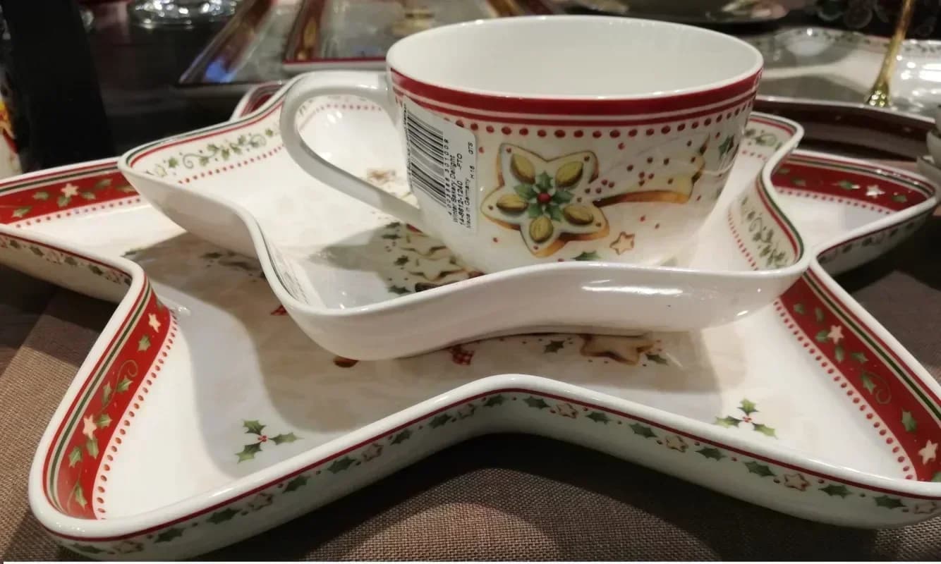Deutsches V-Schatzgeschirr, Weihnachtskeks, rechteckiger Becher, Teller, Salat, Dessert