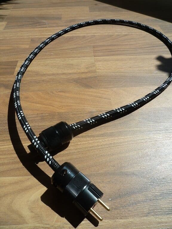 Inakustik Referenz Netzkabel AC-2502F / Wattgate 360i & 320i (1,5 m schwarz)