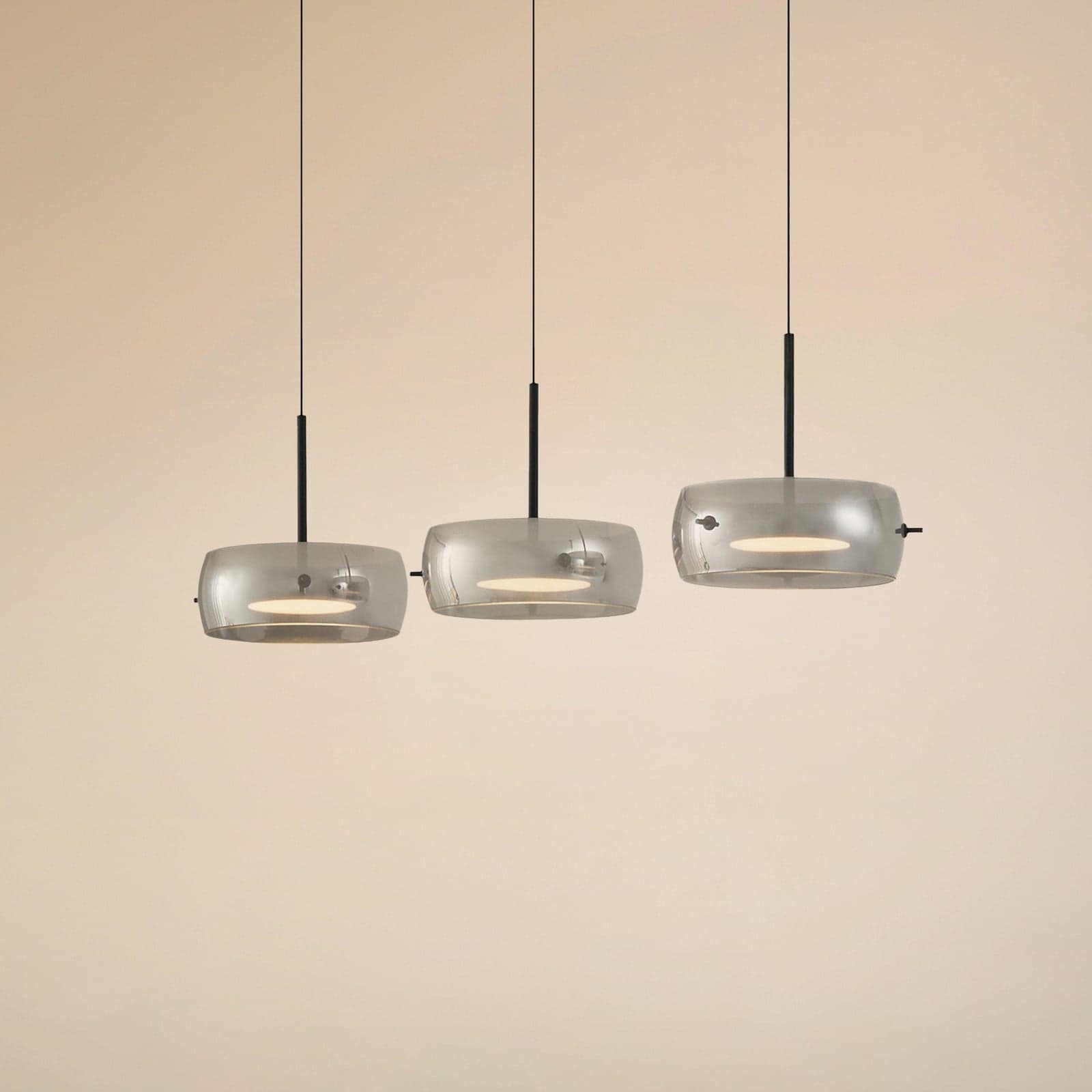 Martis LED-Hängeleuchte, schwarz, 3-flg., step-dim Lucande - Esszimmer - Modern - Glas - Mehrflammig