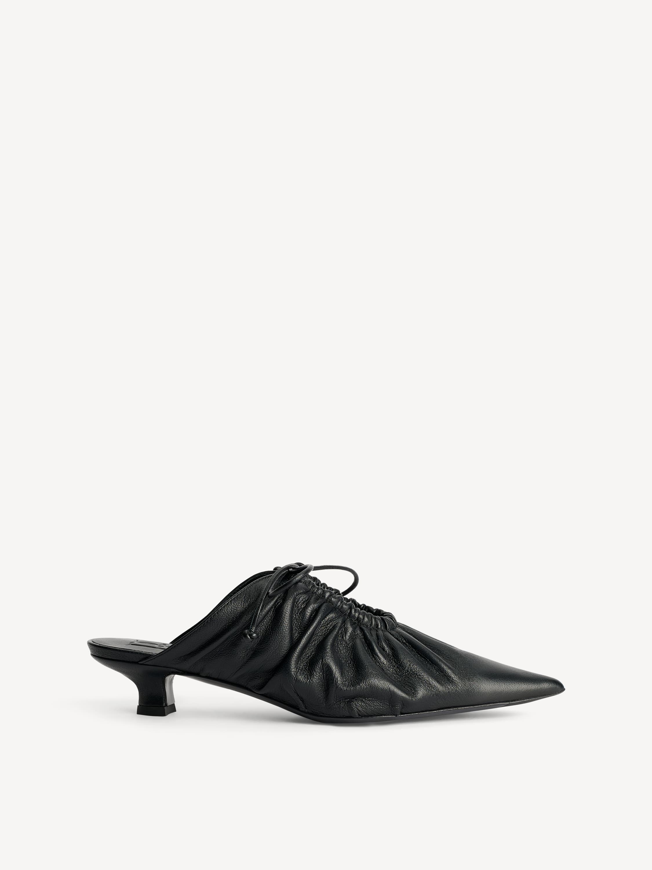 Masey Mules aus Leder